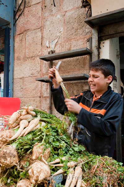 20100409_150542 D3.jpg - Vegetable vendor, Ben Yehuda Market, Jerusalem